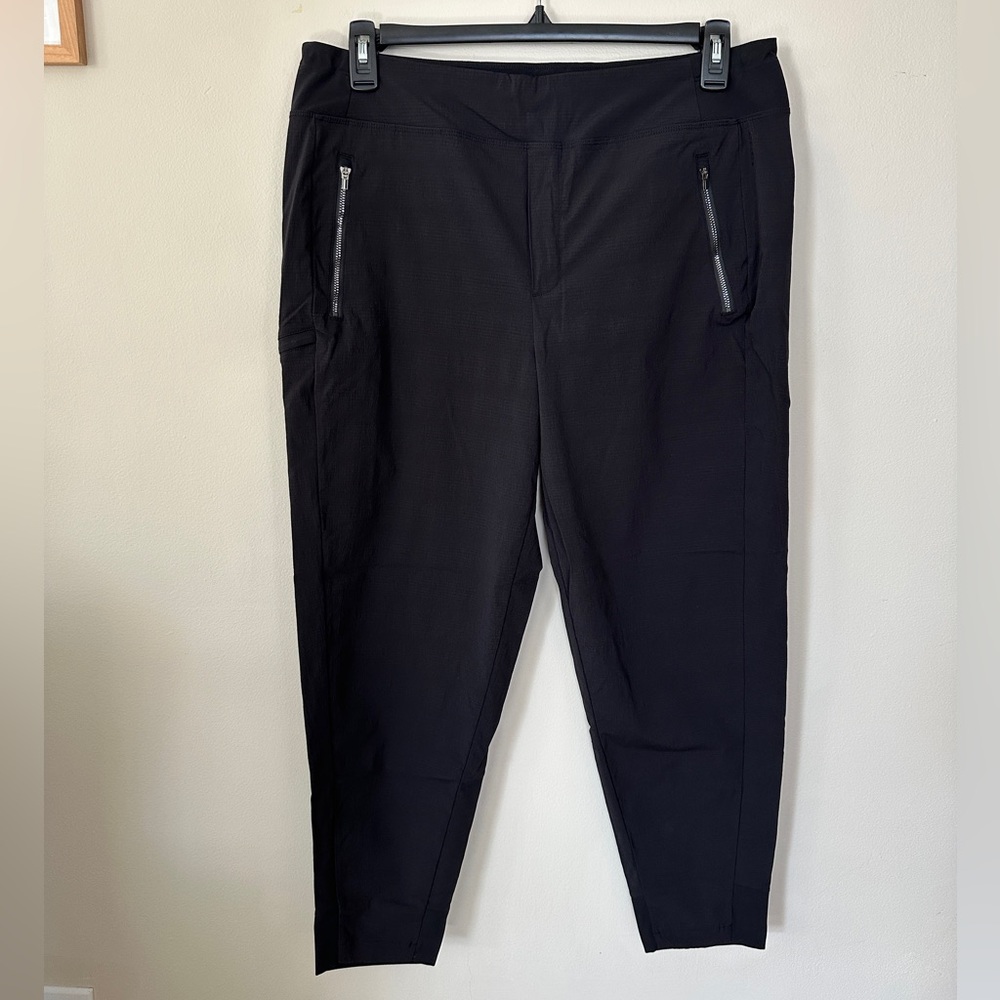 Athleta Trekkie North women’s joggers full length black size 16